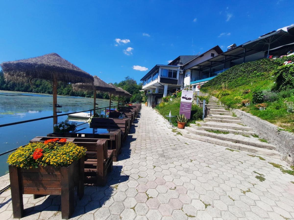 Gostisce Jezero Bed & Breakfast Medvode Luaran gambar