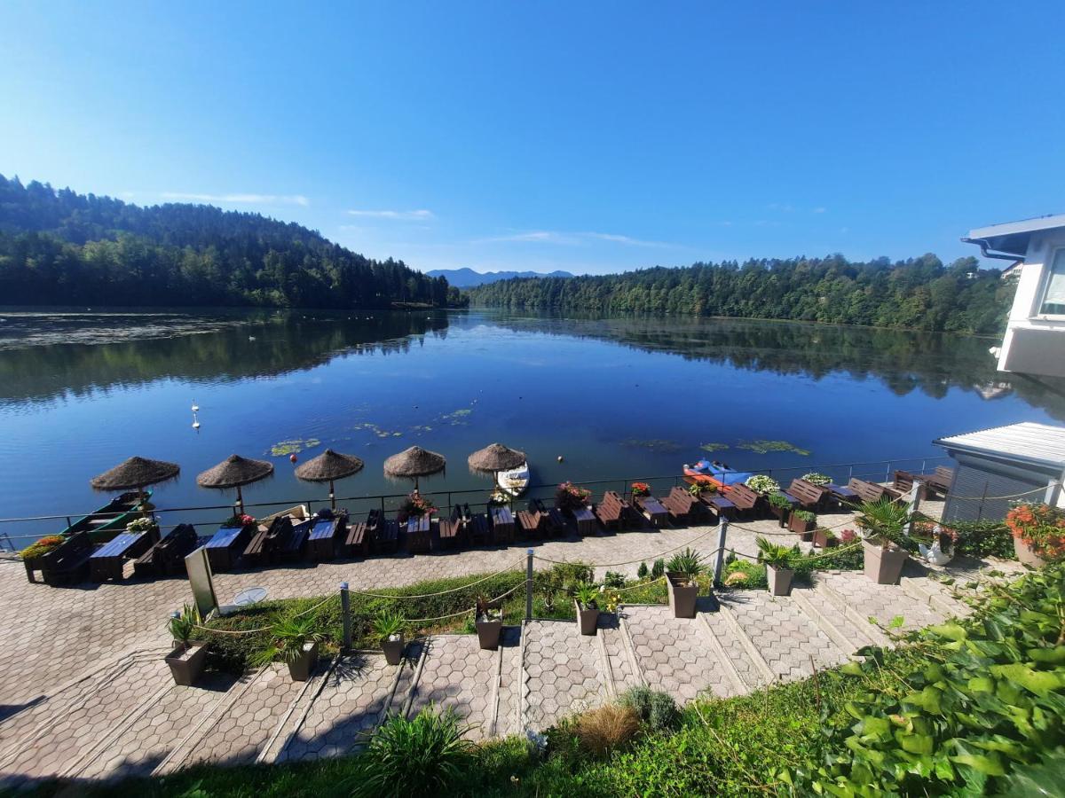 Gostisce Jezero Bed & Breakfast Medvode Luaran gambar