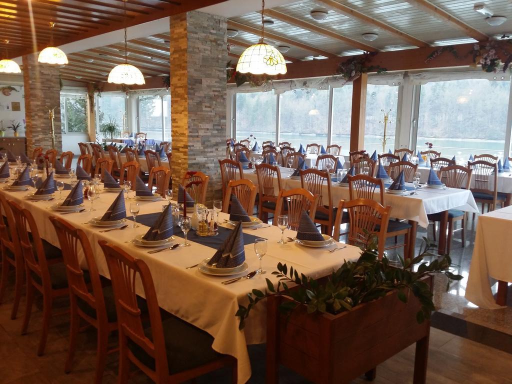Gostisce Jezero Bed & Breakfast Medvode Luaran gambar