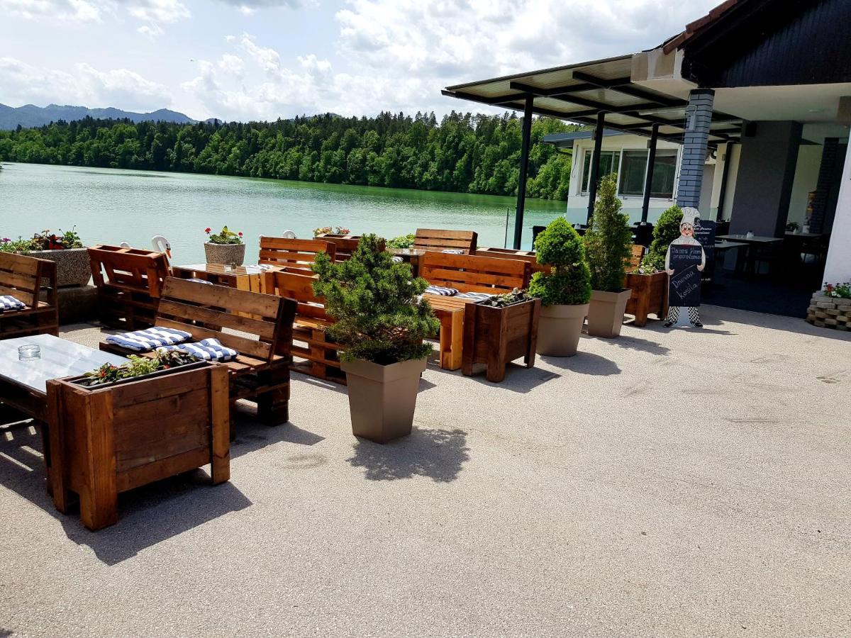 Gostisce Jezero Bed & Breakfast Medvode Luaran gambar