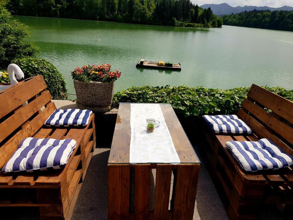 Gostisce Jezero Bed & Breakfast Medvode Luaran gambar